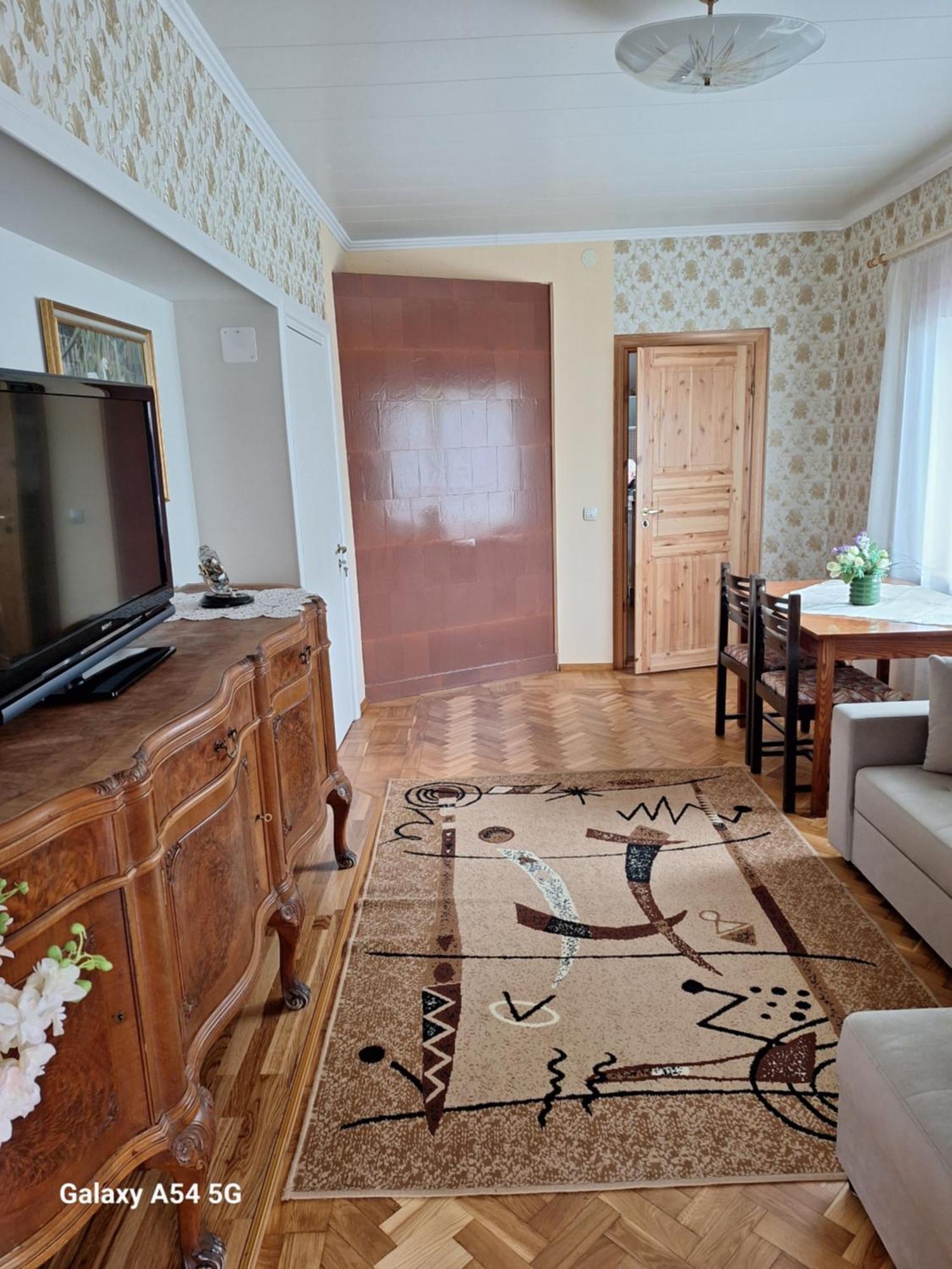 Soliid Apartment Parnu Ngoại thất bức ảnh